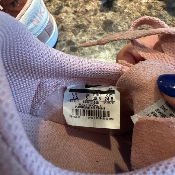 Nike Women’s Blazer Low SD 'Coral Stardust' - Picture 6 of 8